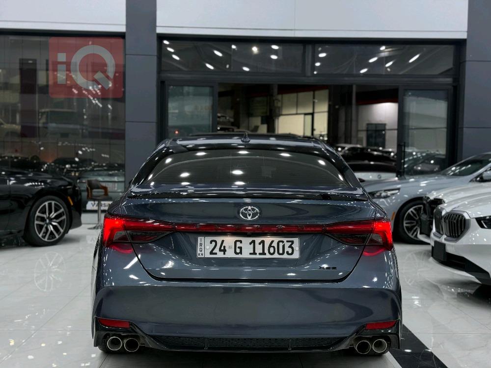 تويوتا أفالون